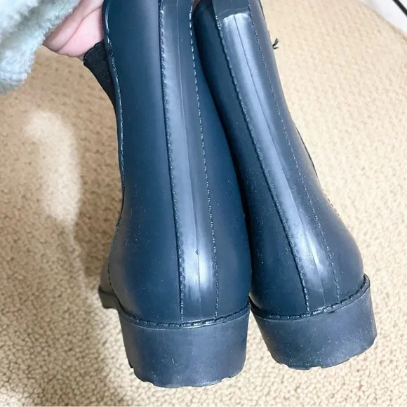 JOE FRESH Navy Rain-boots - Picture 2 of 7